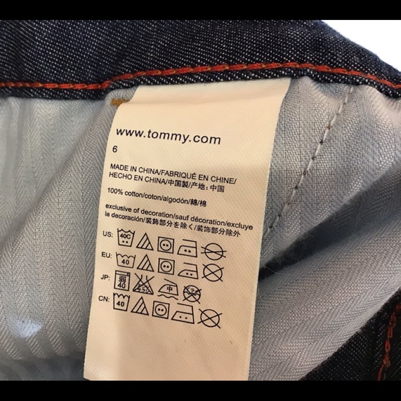 Tommy Hilfiger Denim skirt size 6. - Picture 6 of 7